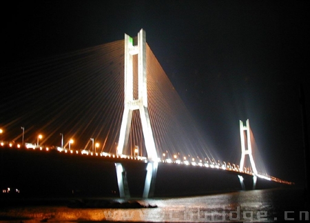鄂黄长江大桥
