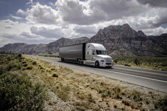 福莱纳宣布为犹他州高速公路推出第一款自动驾驶卡车